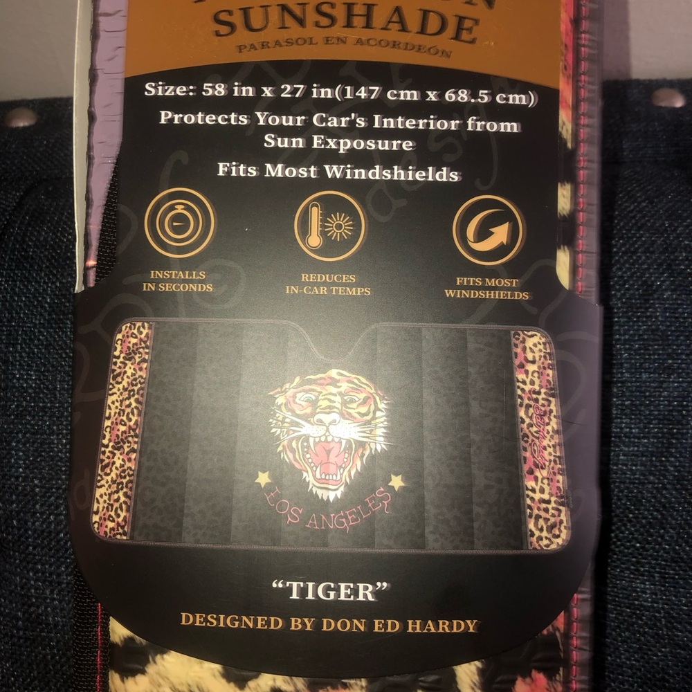🖤  Ed Hardy 'Tiger' Sunshade - Black with Leopard Accents